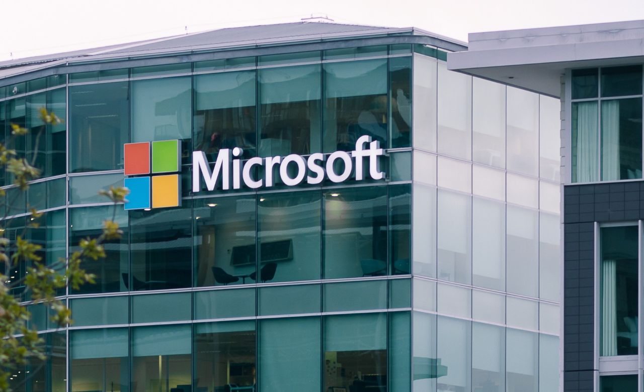 Microsoft Offers Up To 39 Weeks' Salary, Stock, Health Support To Laid-Off Workers